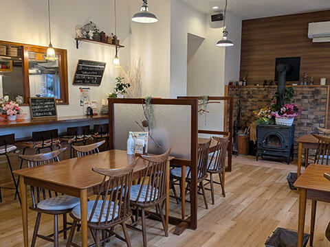 内観_カフェ工房まめ