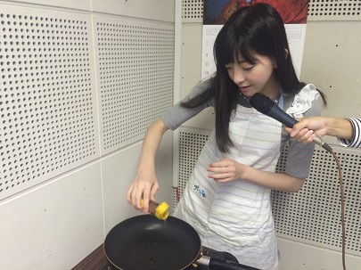 rikocooking1.jpg