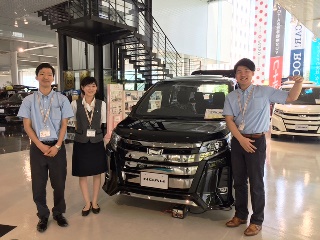 トヨタカローラ新潟　新潟亀田インター店