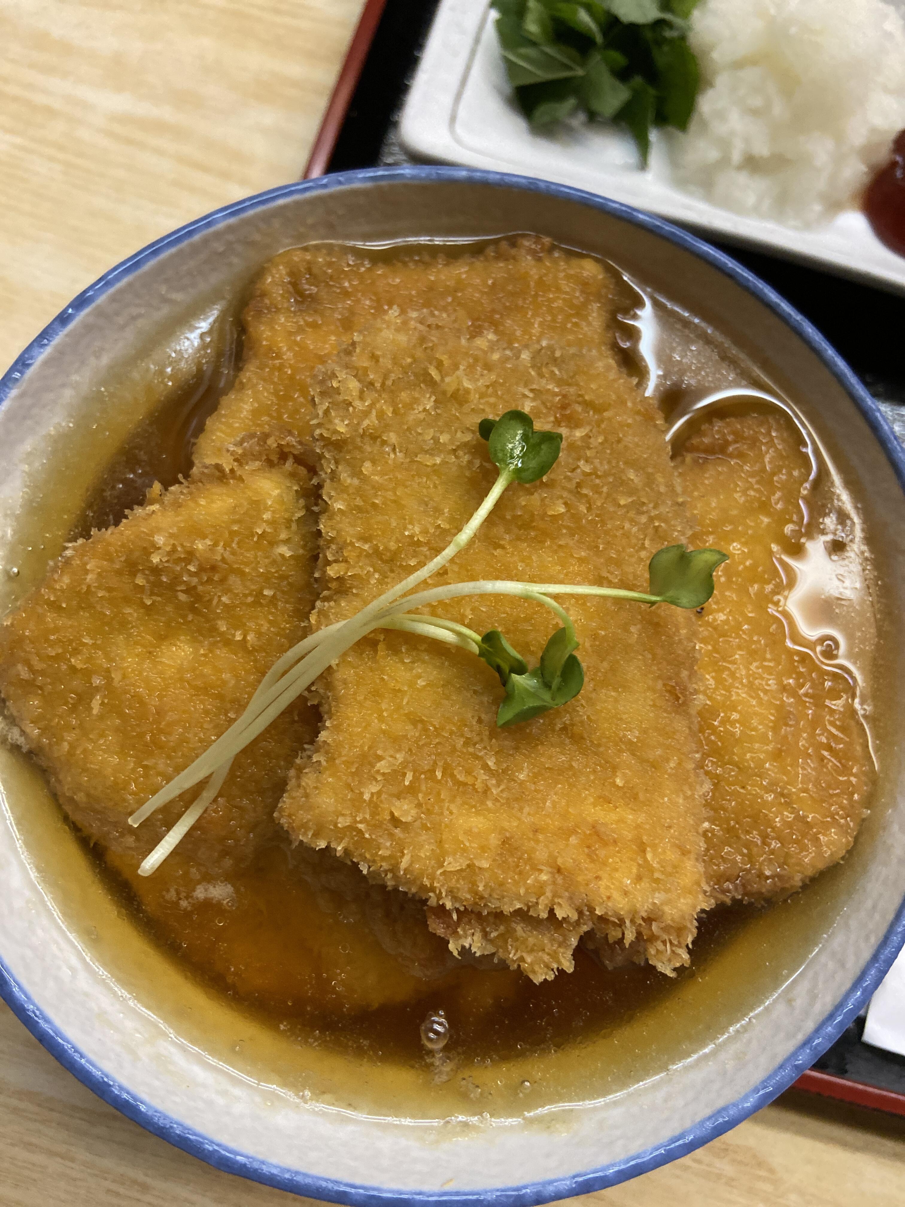 揚げ物天国「とんかつ三条」
