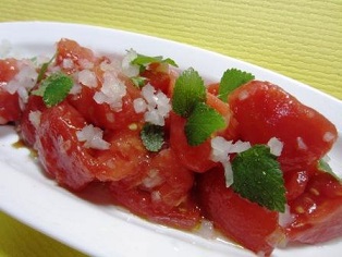 トマトとオニオンのハニーサラダ.jpg