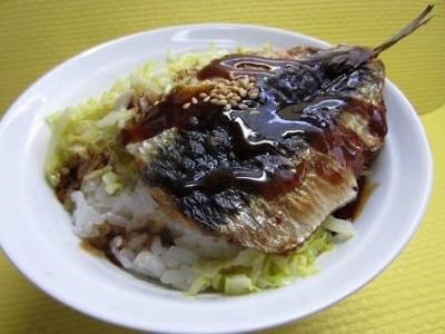 鰯のソース焼き丼.jpg
